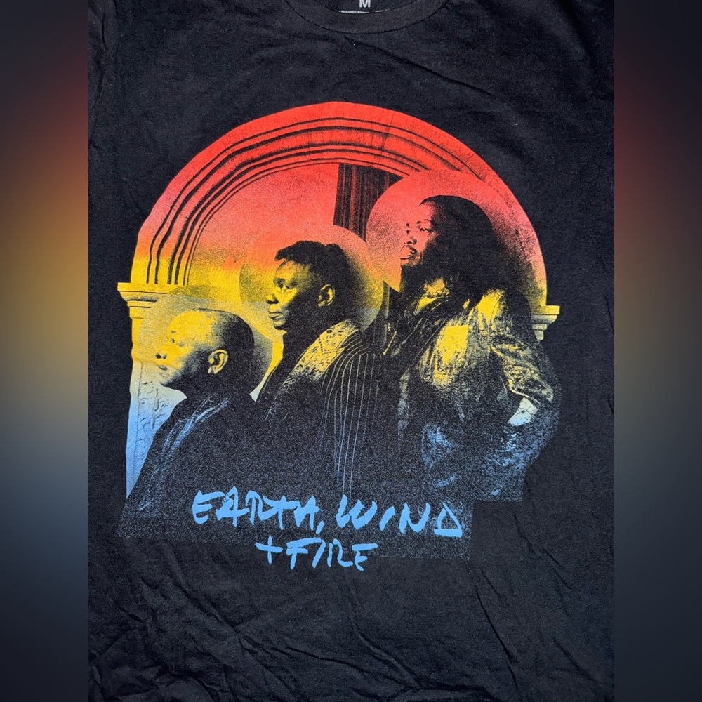 Earth Wind & Fire Tour 2022 Double Sided Black Size Medium - Picture 2 of 5
